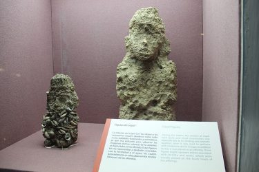figuras aztecas de copal